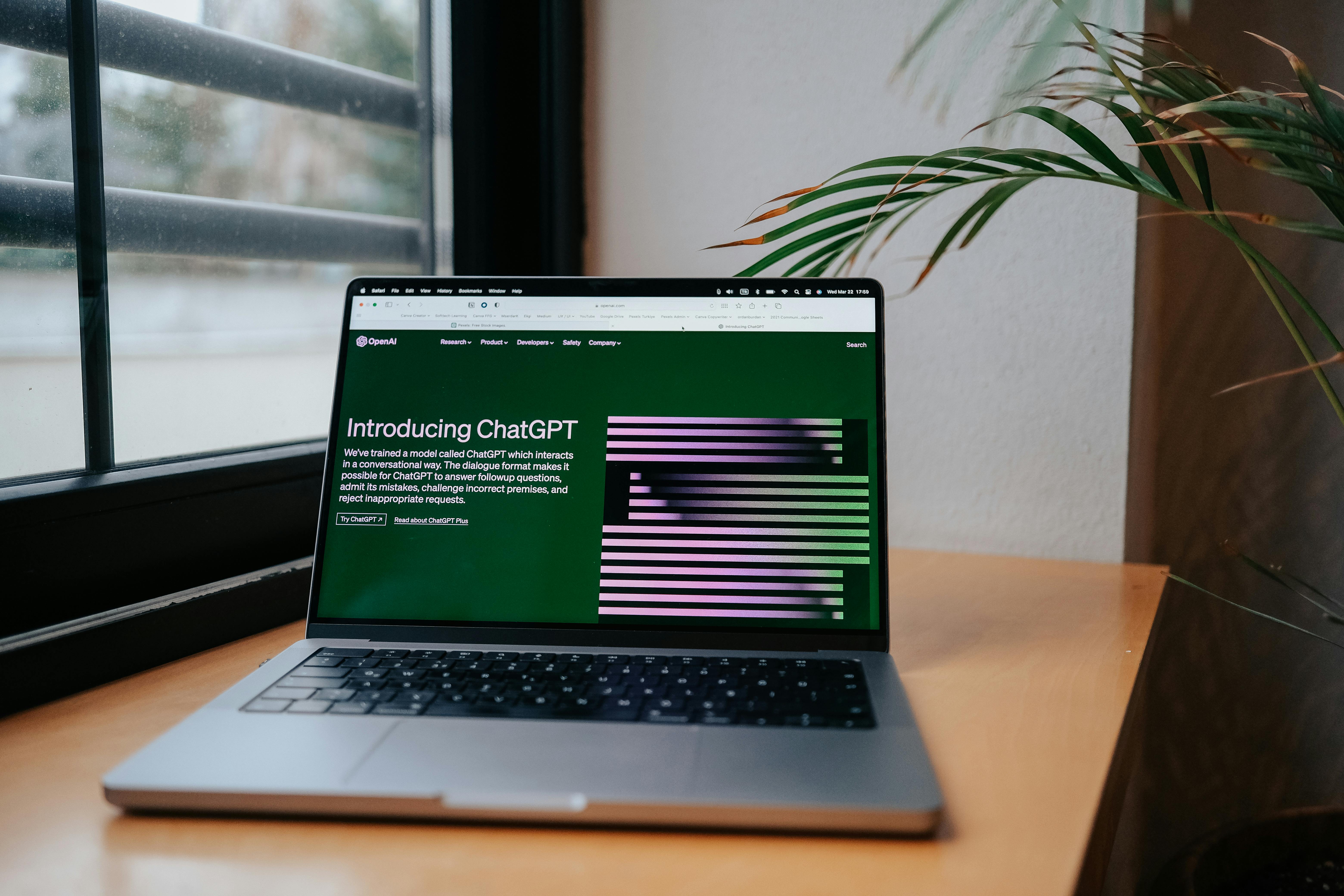 mise en garde des entreprises sur les enjeux de la confidentialité des données sur ChatGPT